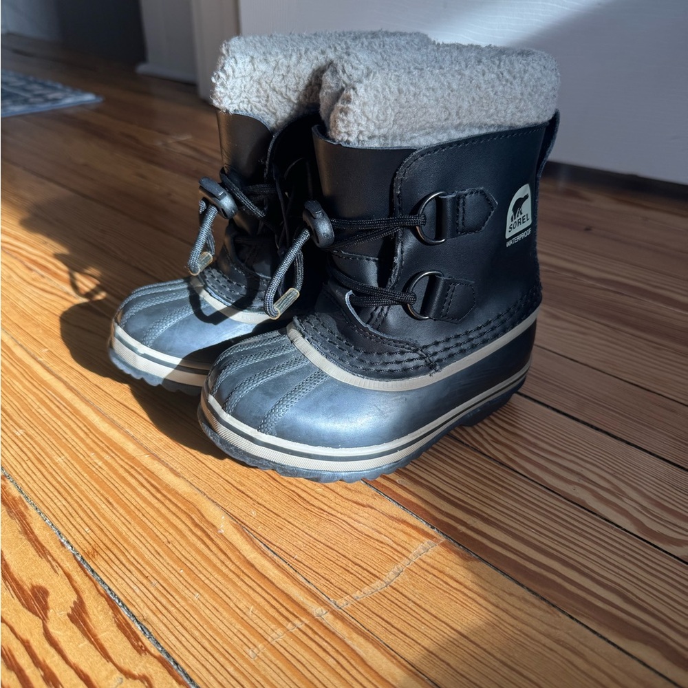 Sorel Black and Gray Kids Boots